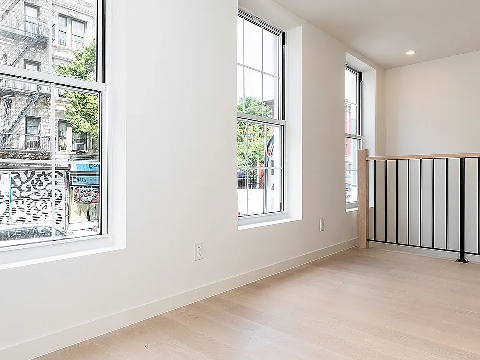 159 Havemeyer St #1