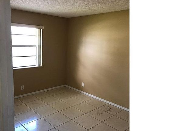 5th image of 4752 Chariot Cir