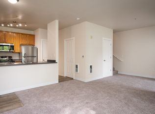 21933 NE Chinook Way #039D207F6, Fairview, OR 97024