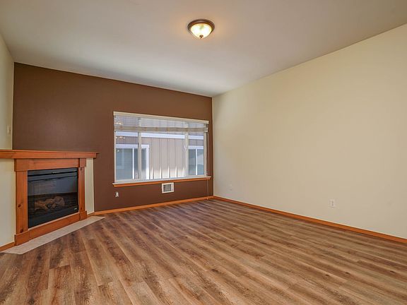 3rd image of 4341 S Warner St #3315