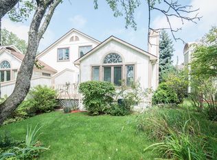 471 Village Oak, ann Arbor, MI
