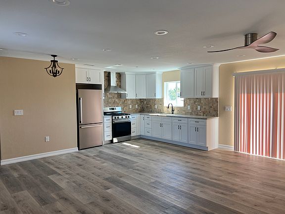 5th image of 40118 25th St W #A