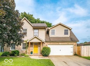 3343 Oldfield Ln, Columbus, IN 47203