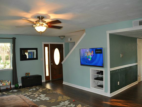 4th image of 11419 Bristle Oak Trl