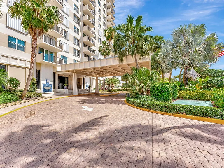 1900 S Ocean Blvd #8G — Photo 37