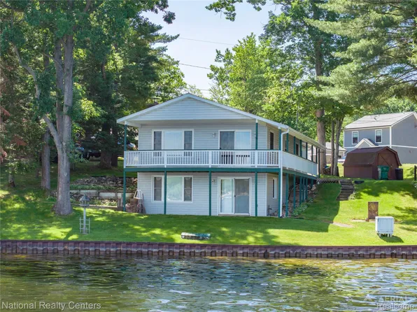2103 Ojibway Trl, West Branch, MI 48661