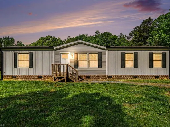 6755 State Highway 22 N, Climax, NC 27233