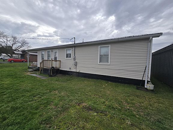 2nd image of 77 Pleasant Ridge Rd