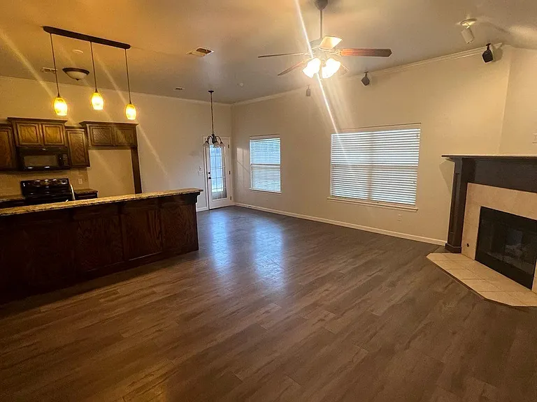 2024 Pelham Dr — Photo 10