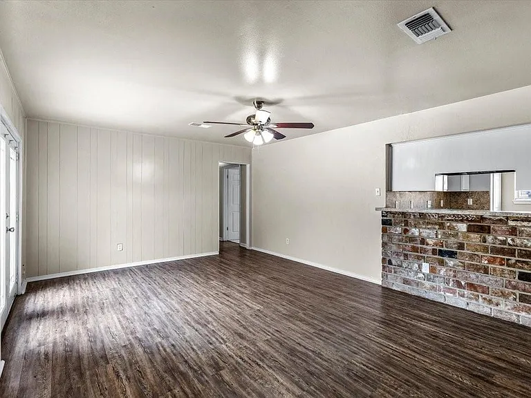 6414 Heatherbloom Dr — Photo 8