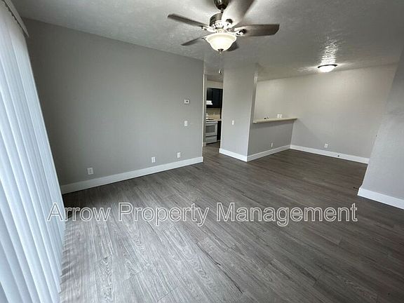 2nd image of 940 S 27th St Unit 16