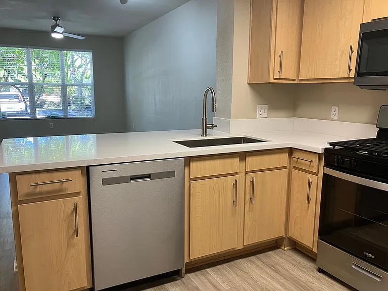 de Tolosa Ranch Apartments — Photo 24