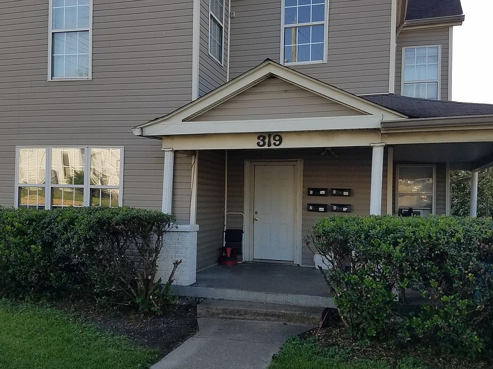 1st image of 319 N 3rd St APT 4