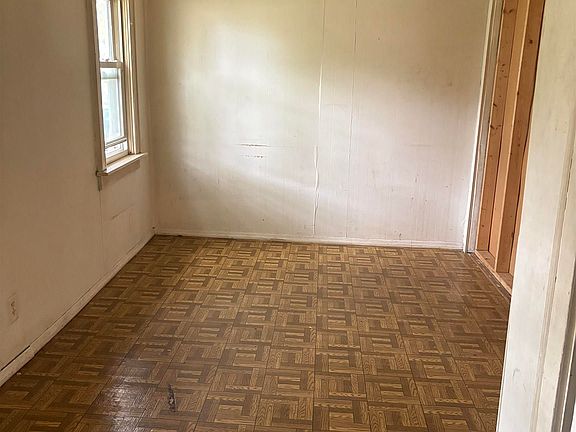 5th image of 3580 Wilkins St
