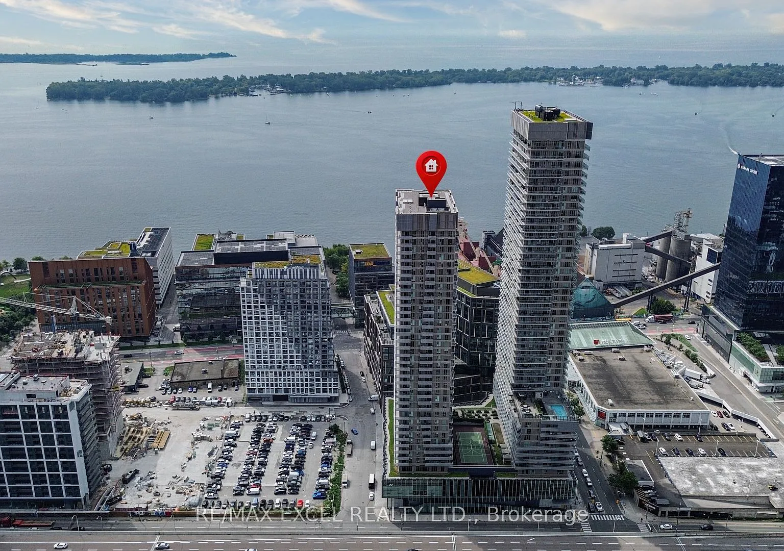 2 bed, $2,880 — Photo 1