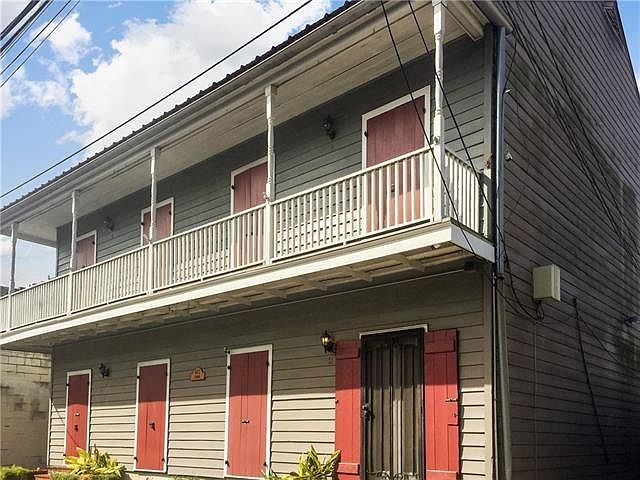 1st image of 822 Touro St APT 4
