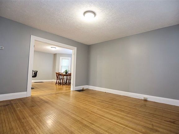 5th image of 408 Broadway #A
