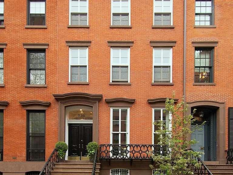 136 W 11th St #PARLOR — Photo 16