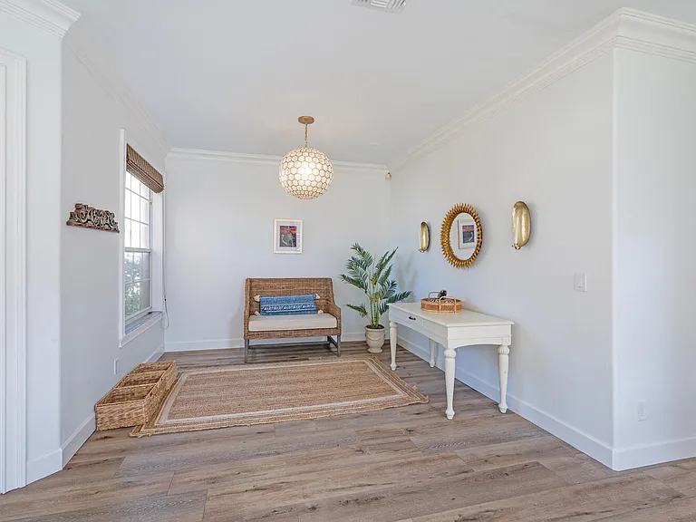 1262 Barrigona Ct — Photo 12