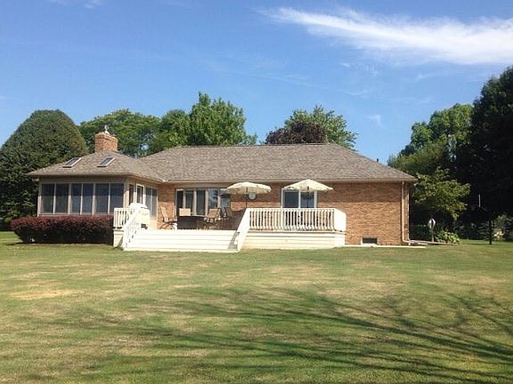 2nd image of 1023 Township Road 1682