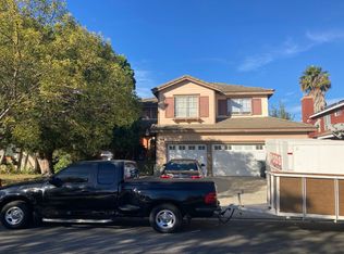 2075 Entrada Dr, Oxnard, CA 93036