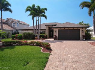 5717 SW 9th Ct, Cape Coral, FL 33914