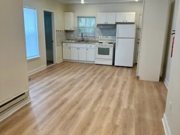 12 Seeley St, Paterson, NJ 07501