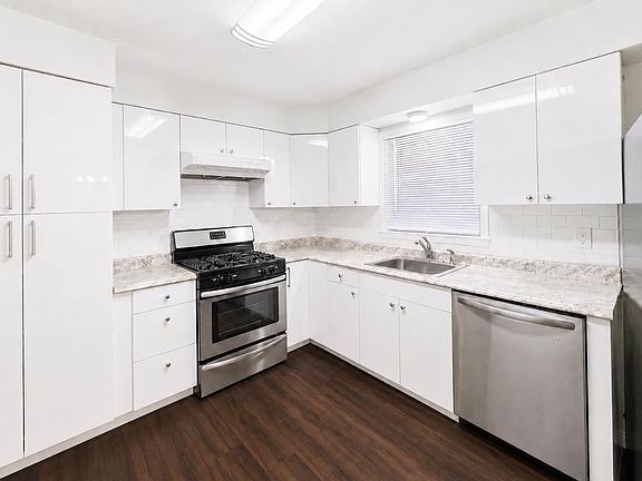 4th image of 146-41 26th Ave Unit 2