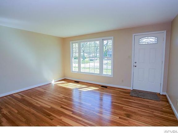 3rd image of 9906 Royerton Dr