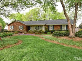 2711 Sumac Ln, Burlington, NC 27215