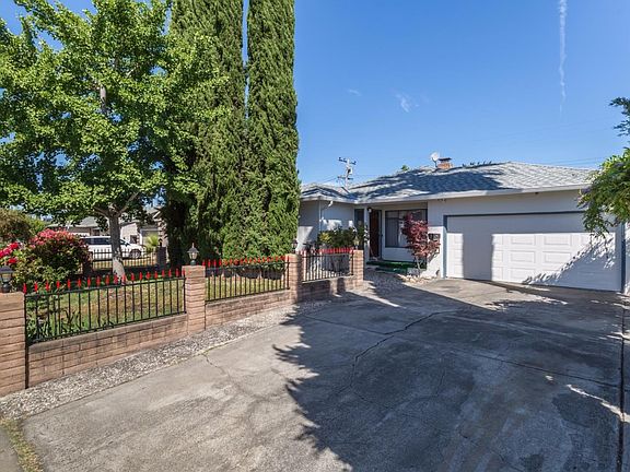 2nd image of 2923 Markingdon Ave