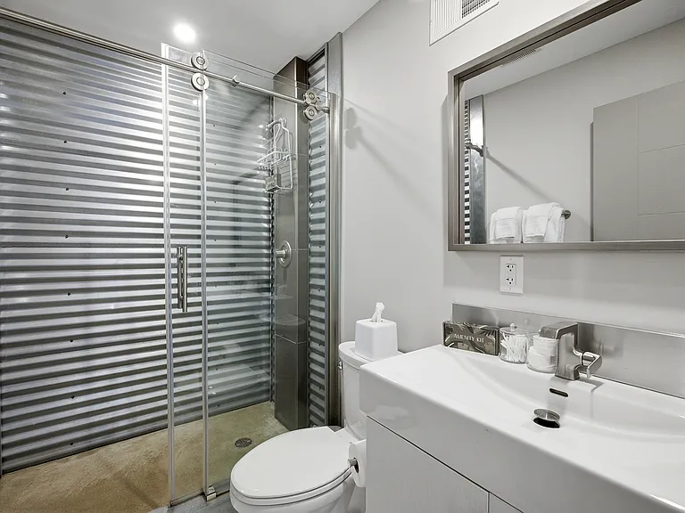 10024 Town Line Rd — Photo 26