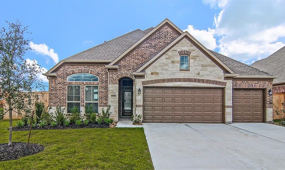 1st image of 12723 White Cove Dr