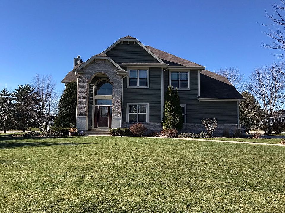 1st image of 5615 S Berkshire Ct