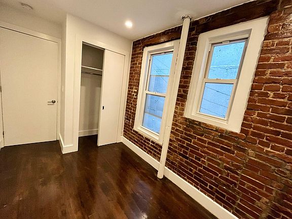 5th image of 442 10th Ave APT 5FN