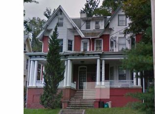 1611 Mineral Spring Rd, Reading, PA 19602