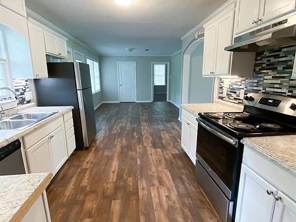 4th image of 617 W Oak Ln