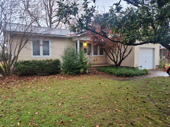 1421 Lucas Pl, Miami, OK 74354