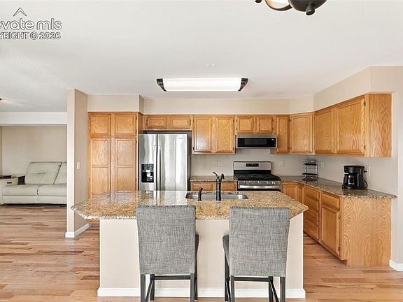 4th image of 1150 Pipestone Ct