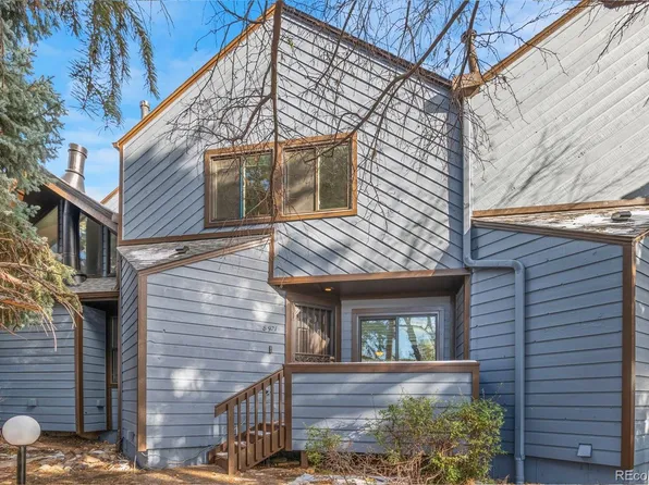 8971 W Yale Avenue, Lakewood, CO 80227