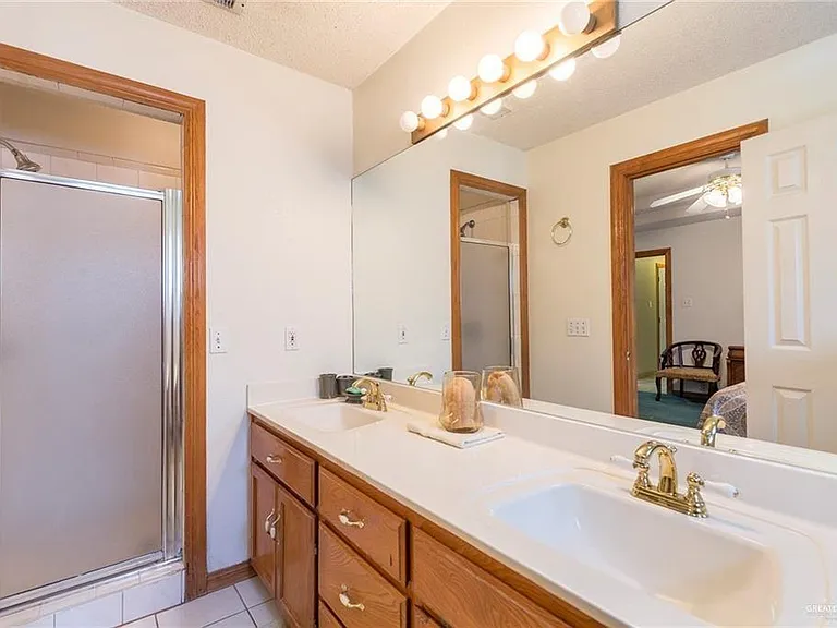 1801 Crown Pointe Blvd — Photo 10