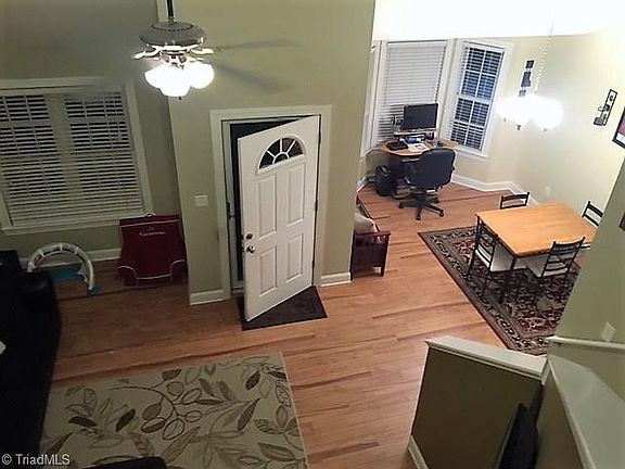 3rd image of 411 Lennox Dr