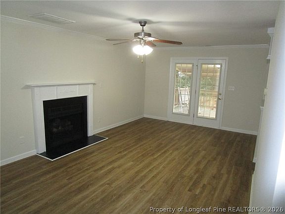 3rd image of 4110 Craigwood Ln
