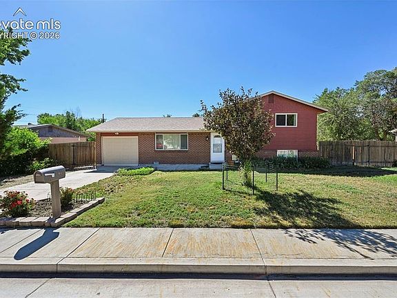 2nd image of 313 Cranbrook Cir