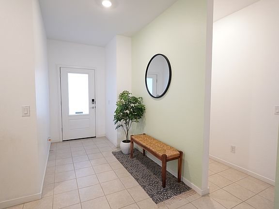 Entry way