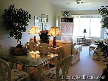2nd image of 406 Yacht Harbor Villas