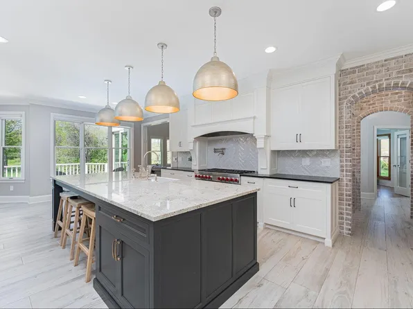 9071 Tartan Fields Dr, Dublin, OH 43017