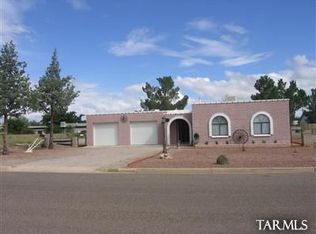 1017 E Justin St, Pearce, AZ 85625