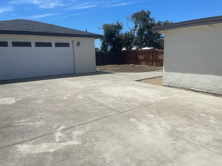 2045 Mariposa St — Photo 5
