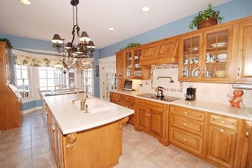 4th image of 6752 Sun River Dr